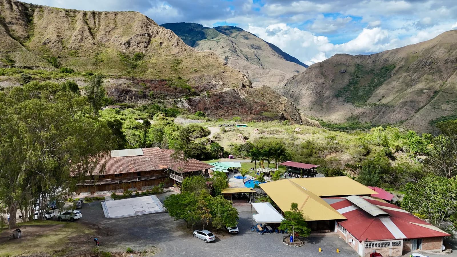 Panorámica de Mawá y las montañas de Nariño